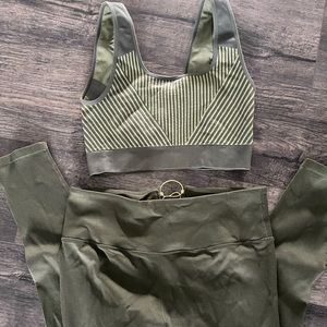 Fabletics Set